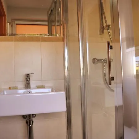 Гостевой дом Komorniki 3*