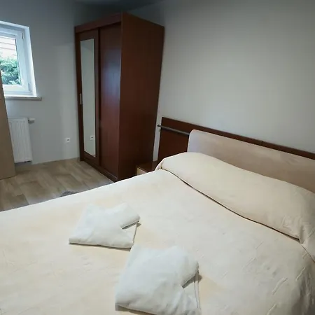Komorniki 3*