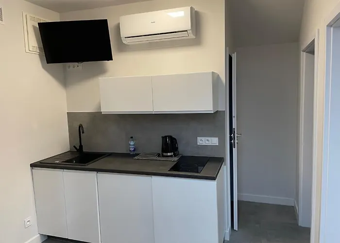 Pensjonat Komorniki Vendégház Komorniki